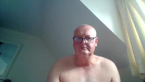 curiousax77 online show from 04-16-26, 02:40