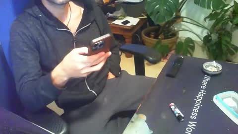 Snapshot of curiousgenie chatting on 11-15-25, 04:14 curiousgenie online show from 11-15-25, 04:14