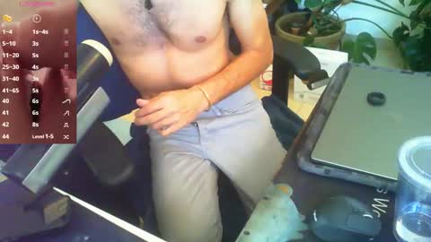 Snapshot of curiousgenie chatting on 11-23-25, 09:42 curiousgenie online show from 11-23-25, 09:42