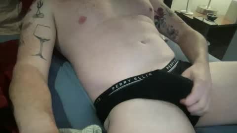 Snapshot of curiousmax18 chatting on 01-06-26, 06:33 Maxx online show from 01-06-26, 06:33