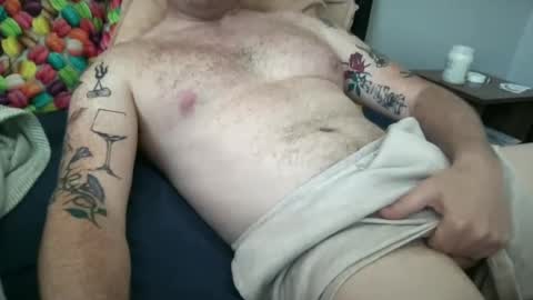 Snapshot of curiousmax18 chatting on 07-02-26, 03:40 Maxx online show from 07-02-26, 03:40