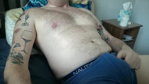 Snapshot of curiousmax18 chatting on 07-27-26, 02:02 Maxx online show from 07-27-26, 02:02