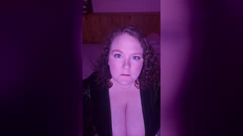 curlycult97 online show from 06-18-26, 10:14