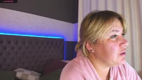 CurlyDreams online show from 11-03-25, 08:32