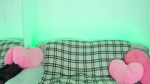 CurlyDreams online show from 04-16-26, 05:30