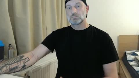 Snapshot of curman85 chatting on 12-09-24, 11:56 Curman85 online show from 12-09-24, 11:56