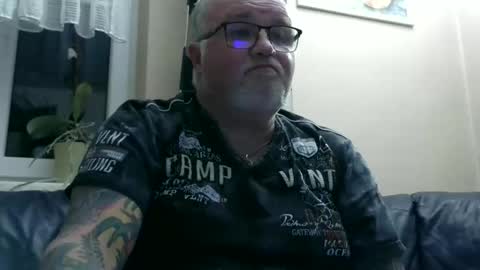 curtus14 online show from 01-08-26, 09:06