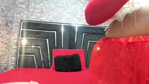 Alyanna  online show from 10-31-25, 12:06