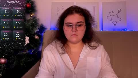Snapshot of curvy_janie chatting on 12-17-24, 08:34 Jane online show from 12-17-24, 08:34