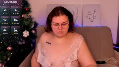 Snapshot of curvy_janie chatting on 12-24-24, 06:55 Jane online show from 12-24-24, 06:55