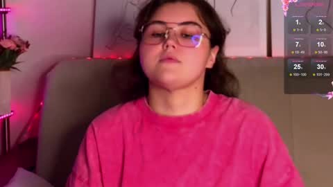 Snapshot of curvy_janie chatting on 10-12-25, 08:57 Jane online show from 10-12-25, 08:57