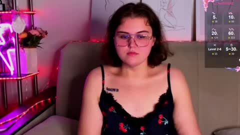 Snapshot of curvy_janie chatting on 10-17-25, 08:17 Jane online show from 10-17-25, 08:17