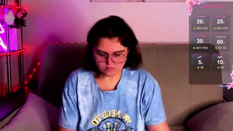 Snapshot of curvy_janie chatting on 10-30-25, 04:14 Jane online show from 10-30-25, 04:14