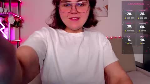 Snapshot of curvy_janie chatting on 11-21-25, 04:44 Jane online show from 11-21-25, 04:44