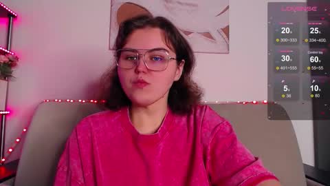 Snapshot of curvy_janie chatting on 11-22-25, 04:22 Jane online show from 11-22-25, 04:22