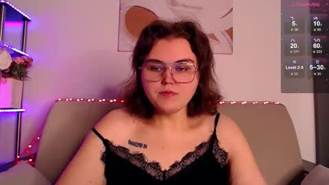 Snapshot of curvy_janie chatting on 11-27-25, 02:46 Jane online show from 11-27-25, 02:46