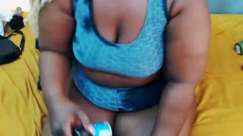 Snapshot of curvydarkfatass chatting on 06-27-26, 12:44 curvydarkfatass online show from 06-27-26, 12:44