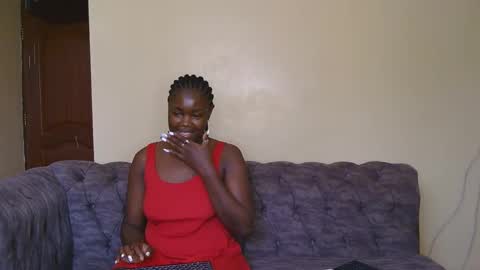 Snapshot of curvyebony1 chatting on 02-04-25, 06:36 curtis online show from 02-04-25, 06:36