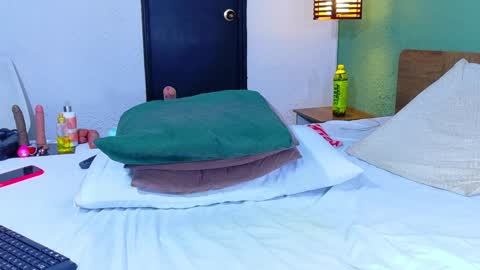 Snapshot of curvyebonyy_ chatting on 01-29-25, 02:51 Danna online show from 01-29-25, 02:51