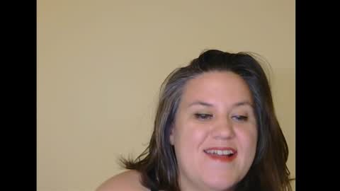 Snapshot of curvyflora chatting on 10-17-25, 11:02 CurvyFlora online show from 10-17-25, 11:02