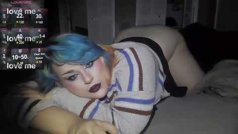 Snapshot of curvygothfemboy chatting on 01-13-25, 06:49 Curvygothfemboy online show from 01-13-25, 06:49