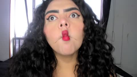 Snapshot of curvypornxxx chatting on 02-06-25, 02:37 curvypornxxx online show from 02-06-25, 02:37