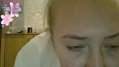 Curvy online show from 04-10-26, 07:57