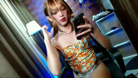Snapshot of curybb_hanna19 chatting on 05-11-26, 01:17 BBY CURLYHANNA online show from 05-11-26, 01:17