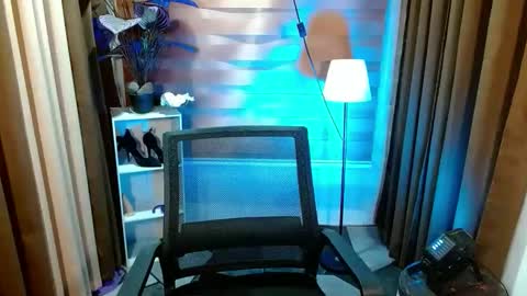 Snapshot of curybb_hanna19 chatting on 05-30-26, 05:10 BBY CURLYHANNA online show from 05-30-26, 05:10