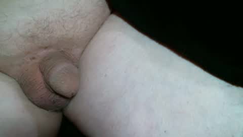 Snapshot of cutandwaxed2 chatting on 09-17-25, 12:40 BI SMOOTH MATURE SUB online show from 09-17-25, 12:40