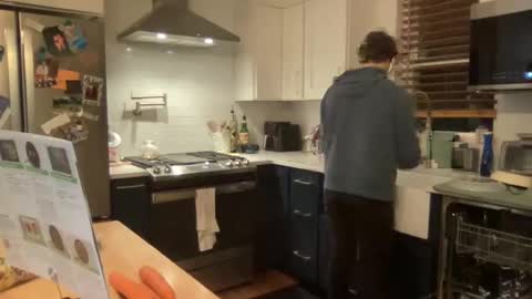 Snapshot of cutcollection chatting on 02-28-25, 02:53 CutCollection online show from 02-28-25, 02:53