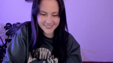 Vivi  online show from 11-09-25, 04:00