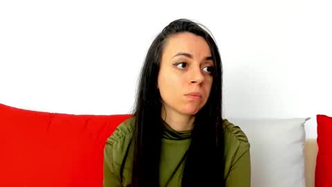 Snapshot of cute_angel95 chatting on 02-24-25, 02:15 cute_angel95 online show from 02-24-25, 02:15