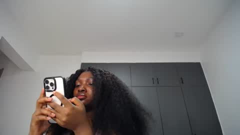 Snapshot of cute_ass18 chatting on 07-15-26, 03:12 Liya online show from 07-15-26, 03:12