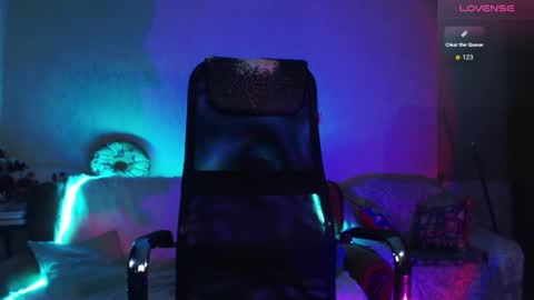 Betty online show from 11-15-25, 04:25