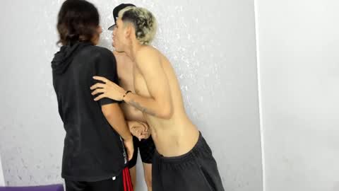 ARTURO-18  MATIAS-18  NIKOLAY-19  HADES-18  GABO-19 online show from 01-17-25, 04:57