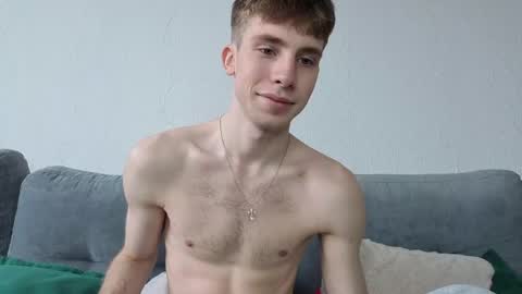 Snapshot of cute_brian chatting on 05-07-26, 10:31 Im Brian online show from 05-07-26, 10:31