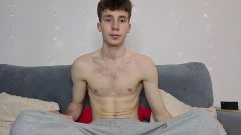 Snapshot of cute_brian chatting on 05-20-26, 04:57 Im Brian online show from 05-20-26, 04:57