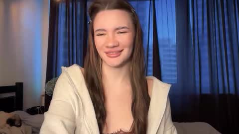 cute_bubbles online show from 09-28-25, 03:06