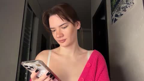 cute_bubbles online show from 12-20-25, 06:59