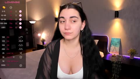 Hanna online show from 01-24-25, 01:56