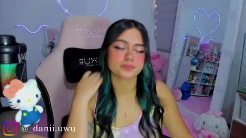 Snapshot of cute_dani__ chatting on 05-03-26, 05:41 Dani online show from 05-03-26, 05:41