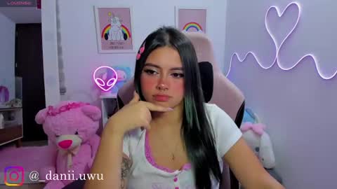 Snapshot of cute_dani__ chatting on 06-23-26, 04:54 Dani online show from 06-23-26, 04:54