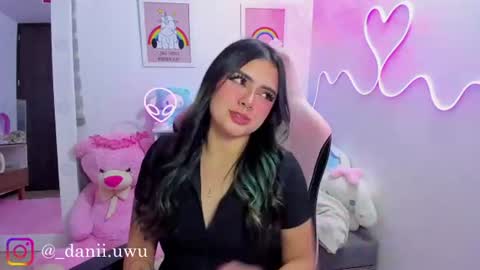 Snapshot of cute_dani__ chatting on 07-04-26, 07:47 Dani online show from 07-04-26, 07:47