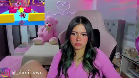 Snapshot of cute_dani__ chatting on 07-15-26, 03:45 Dani online show from 07-15-26, 03:45