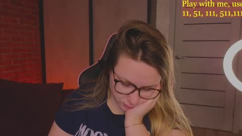 Everyday stream in the same time online show from 01-18-25, 01:30