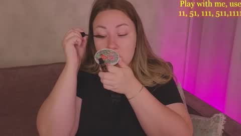 Everyday stream in the same time online show from 09-22-25, 01:18