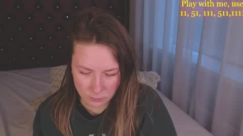 Everyday stream in the same time online show from 04-08-26, 01:27