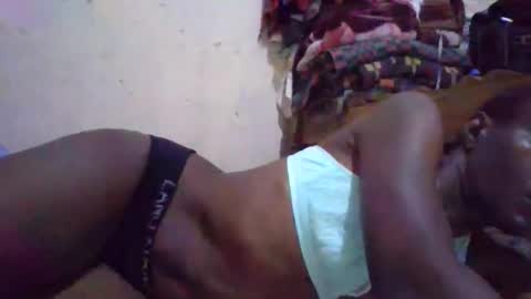 Snapshot of cute_divah4 chatting on 11-11-25, 04:23 cute_divah4 online show from 11-11-25, 04:23