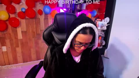 Snapshot of cute_elii chatting on 11-01-25, 01:07 Independent Model online show from 11-01-25, 01:07